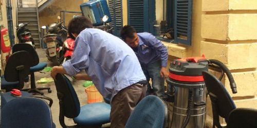 Lợi ích và cam kết từ các dịch vụ vệ sinh ghế văn phòng tại Hà Nam Lợi ích và cam kết từ các dịch vụ vệ sinh ghế văn phòng tại Hà Nam