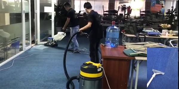 Công ty giặt thảm sẽ khảo sát chất liệu, tình trạng vết bẩn thực tế để lựa chọn phương pháp giặt thảm phù hợp