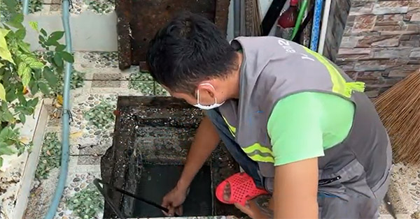 Thông tắc ống thoát nước bị nghẹt uy tín chuyên nghiệp