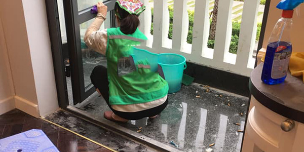 Vệ sinh công trình xây dựng